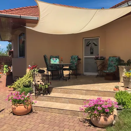 Vitorlas 3 Tatil Evi